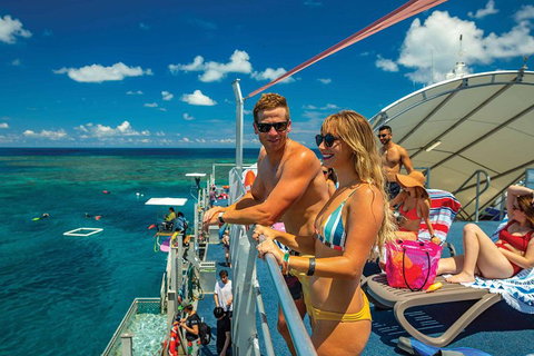 Outer Reef Pontoon Experience From Cairns - St Kilda Accommodation 1
