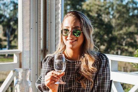 Full-day Wine-Tasting And Tamborine Mountain Tour With Lunch - St Kilda Accommodation 3